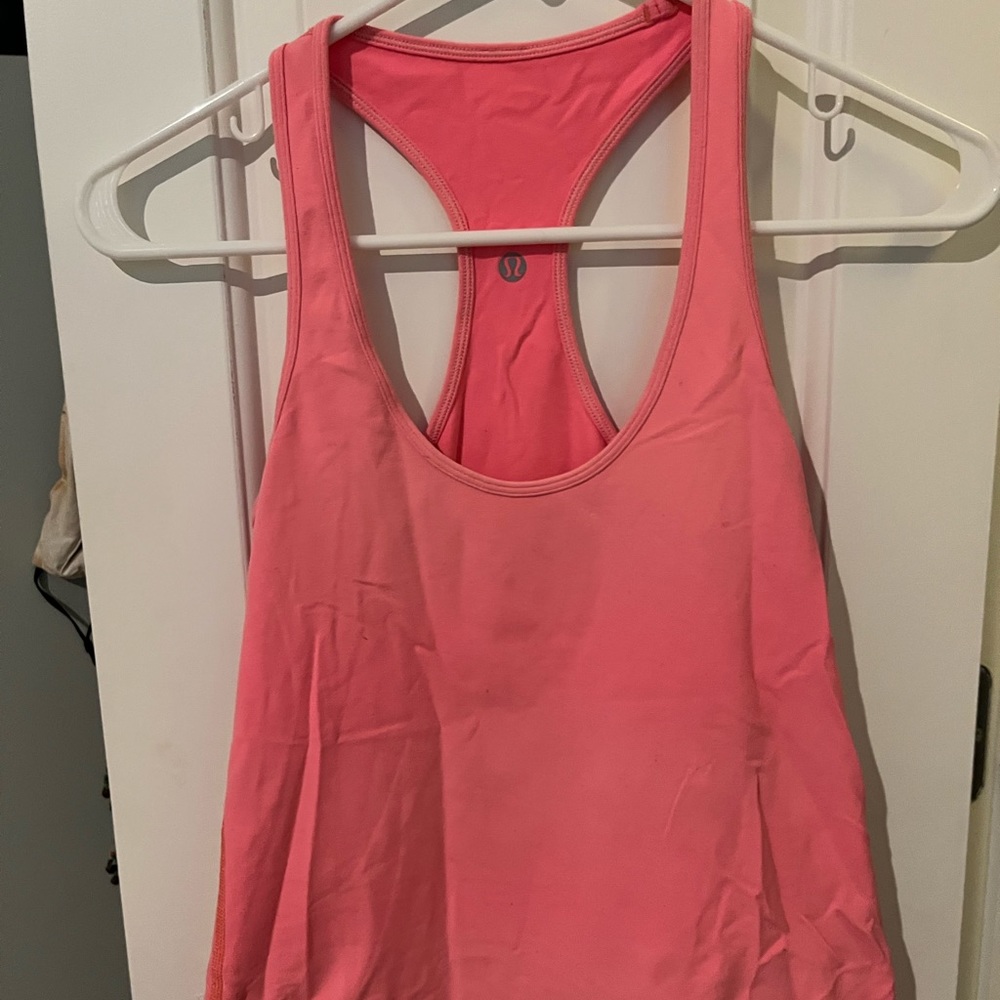 Lululemon size 4 workout tank